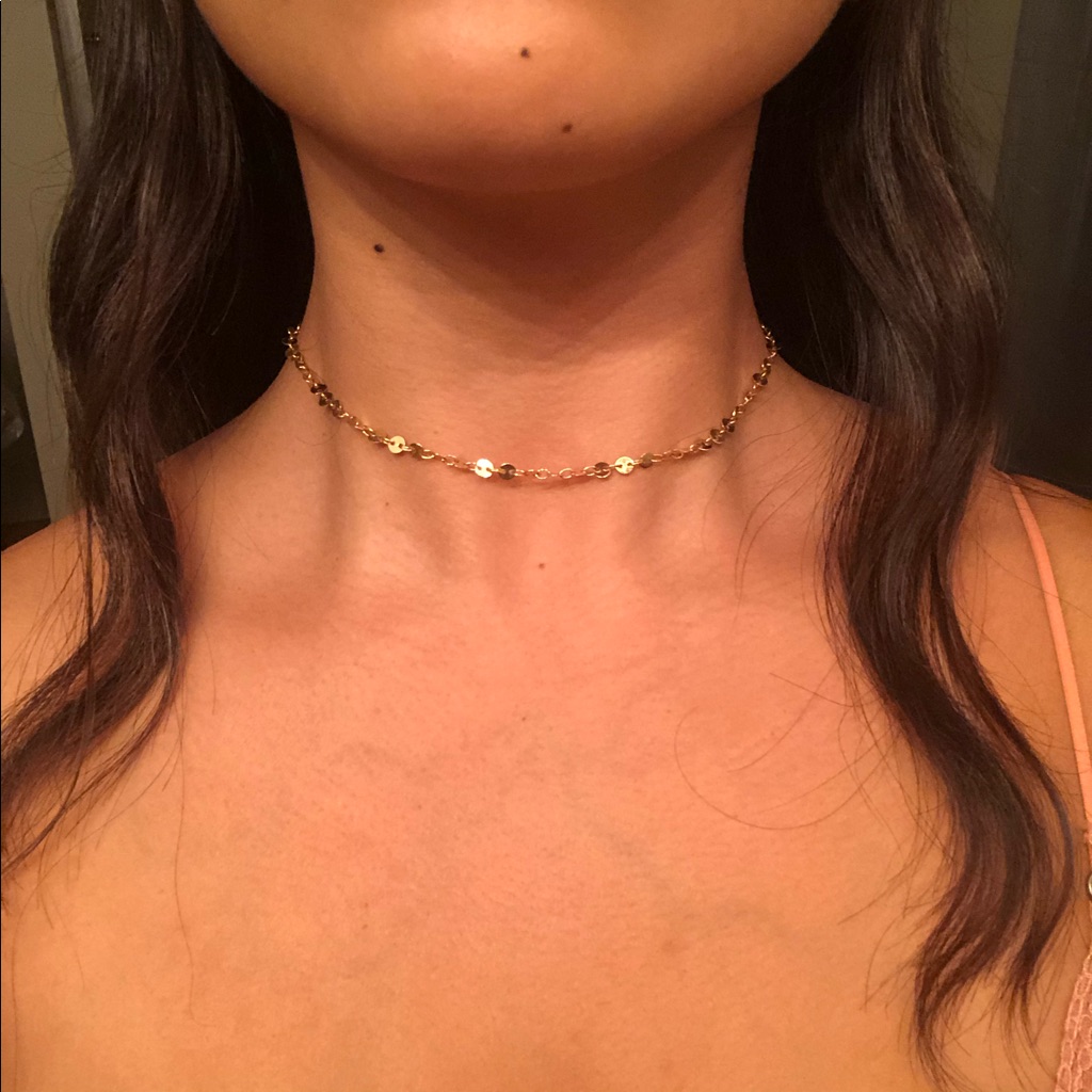 Shiny Gold Choker 12$